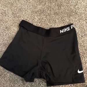 NIKE PRO SHORTS